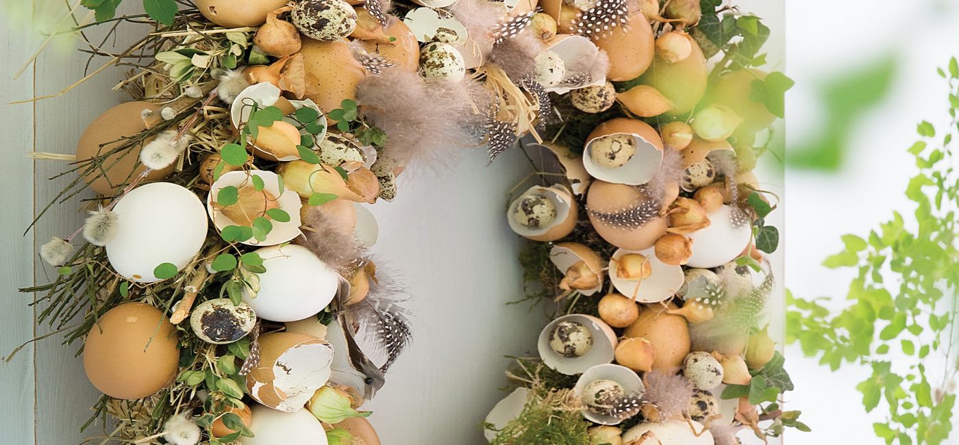 wianek wielkanocny ze skorupek