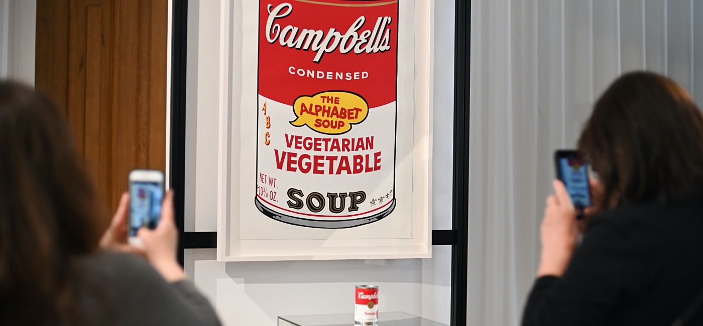 dzieło Andy’ego Warhola na wystawie w Archicom Collection Gallery
