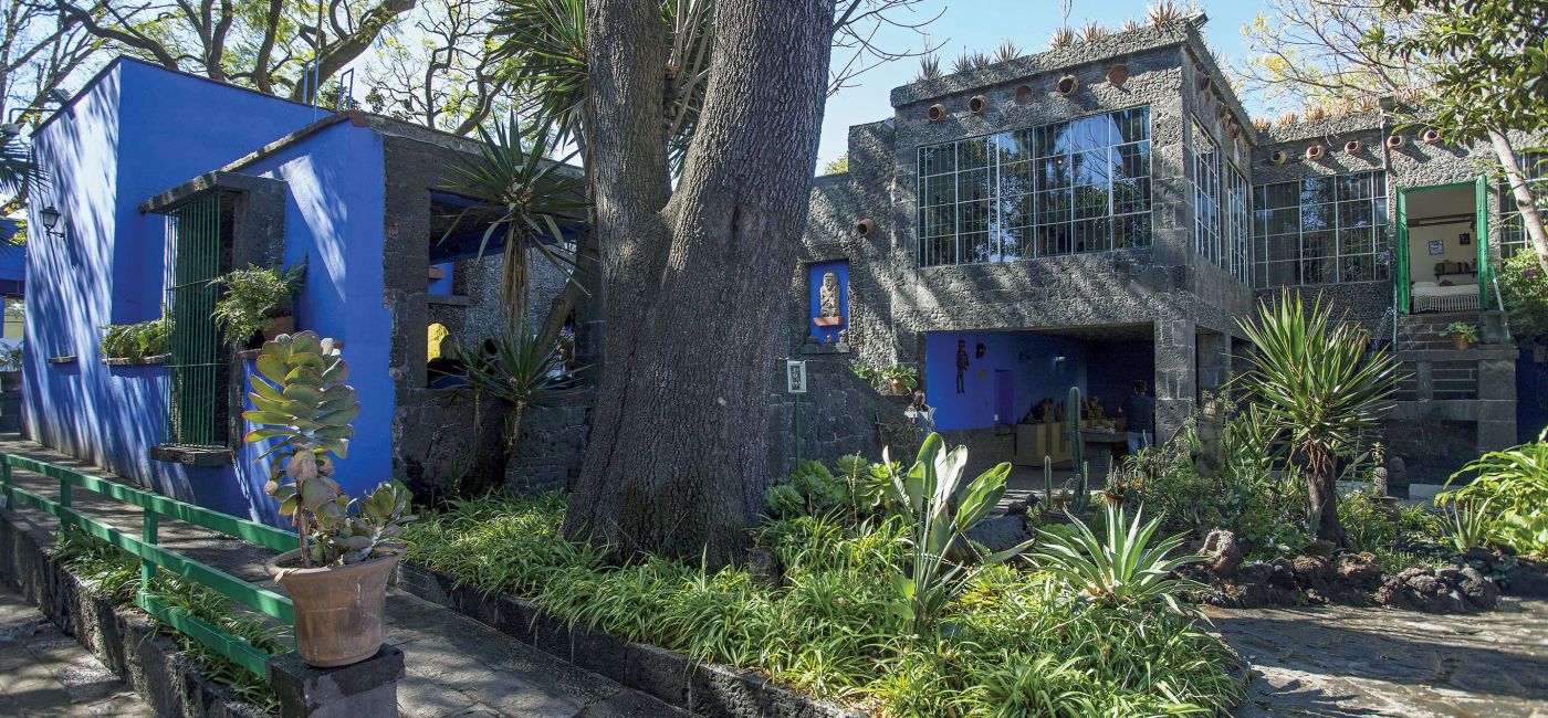 Casa Azul nie zawsze był niebieskim domem. Kiedy powstał w 1904 roku, fasadę pomalowano na biało.