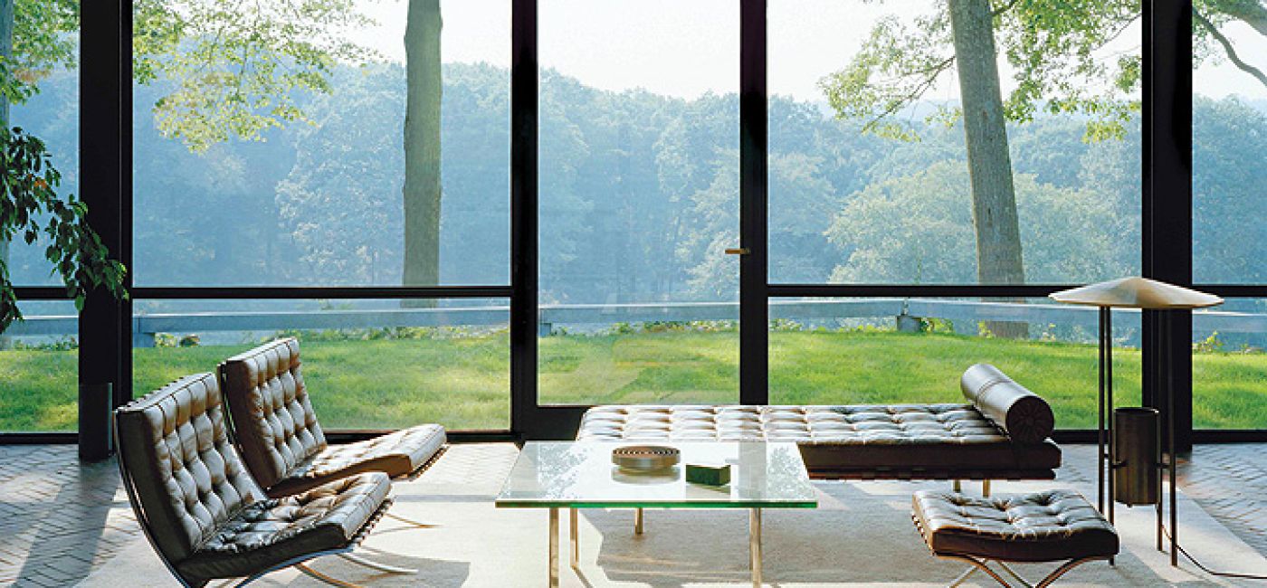 Barcelona® Ludwiga Miesa van der Rohe: fotele, leżanka i podnóżek z 1930 r.