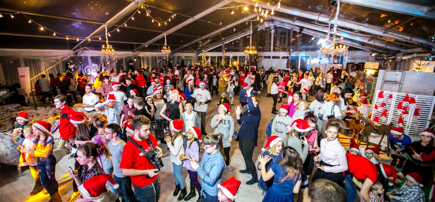 Fundacja OneDay wspiera Dzieci z Domów Dziecka i placówek Opiekuńczo-Wychowawczych oraz w trudnej sytuacji materialnej.