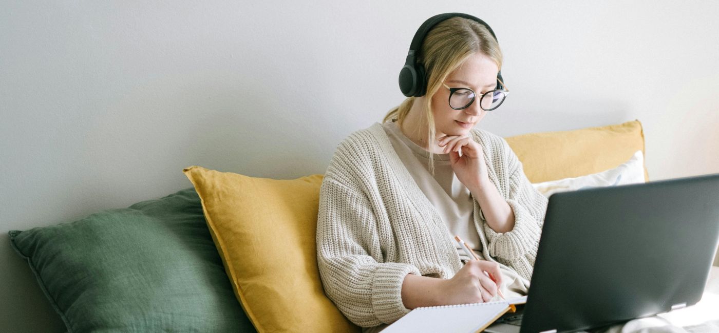 jak zorganizować domowe biuro aby było energooszczędne