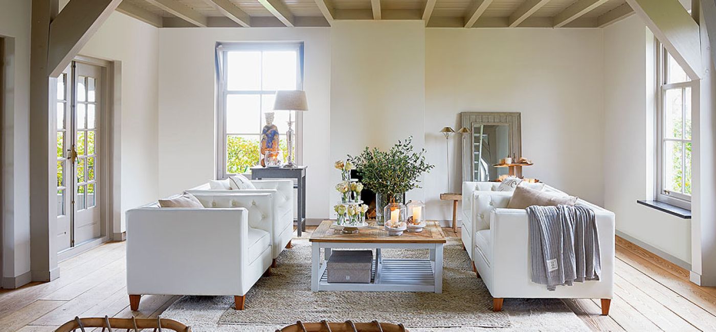 Jeśli ktoś nie potrafi przekonać się do kanap i sof kolorowych i wzorzystych, zawsze modna jest i będzie klasyczna