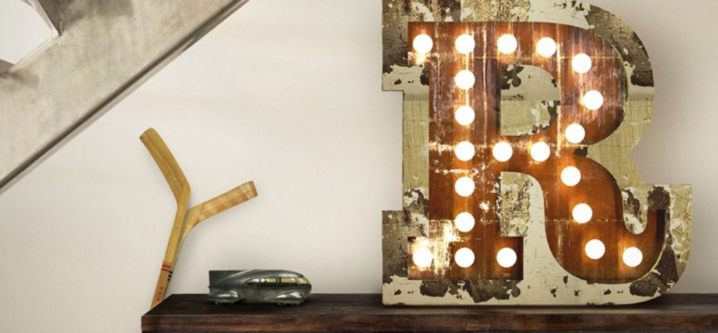 Litery, numery i symbole - lampy w takich formach proponuje portugalska firma Delightfull.