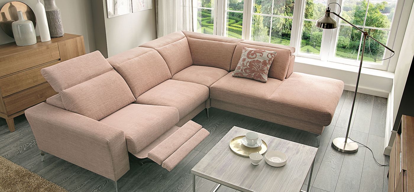 Meble do salonu firmy UNImebel. Elegancko w salonie