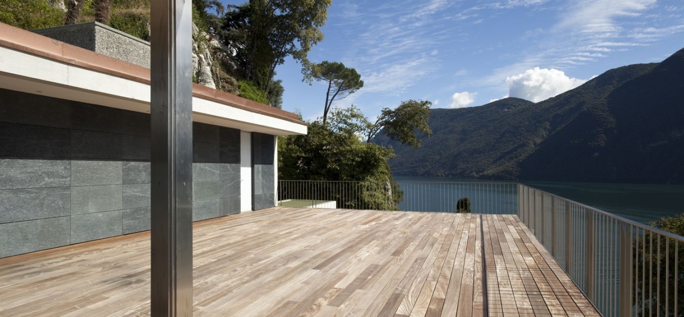 Budujemy taras na wiosnę – na co zwrócić uwagę?