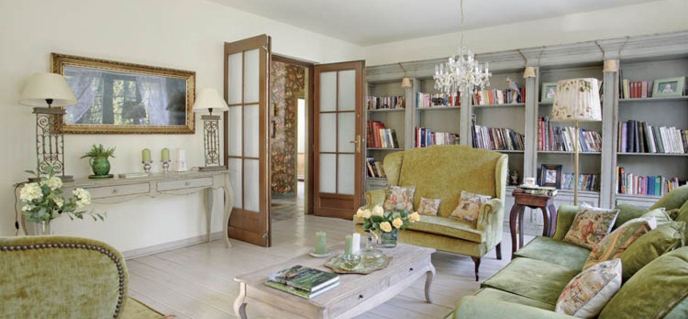 W kolekcji Agneiszki są meble z początku zeszłego wieku i współczesne. Żyją zgodnie.