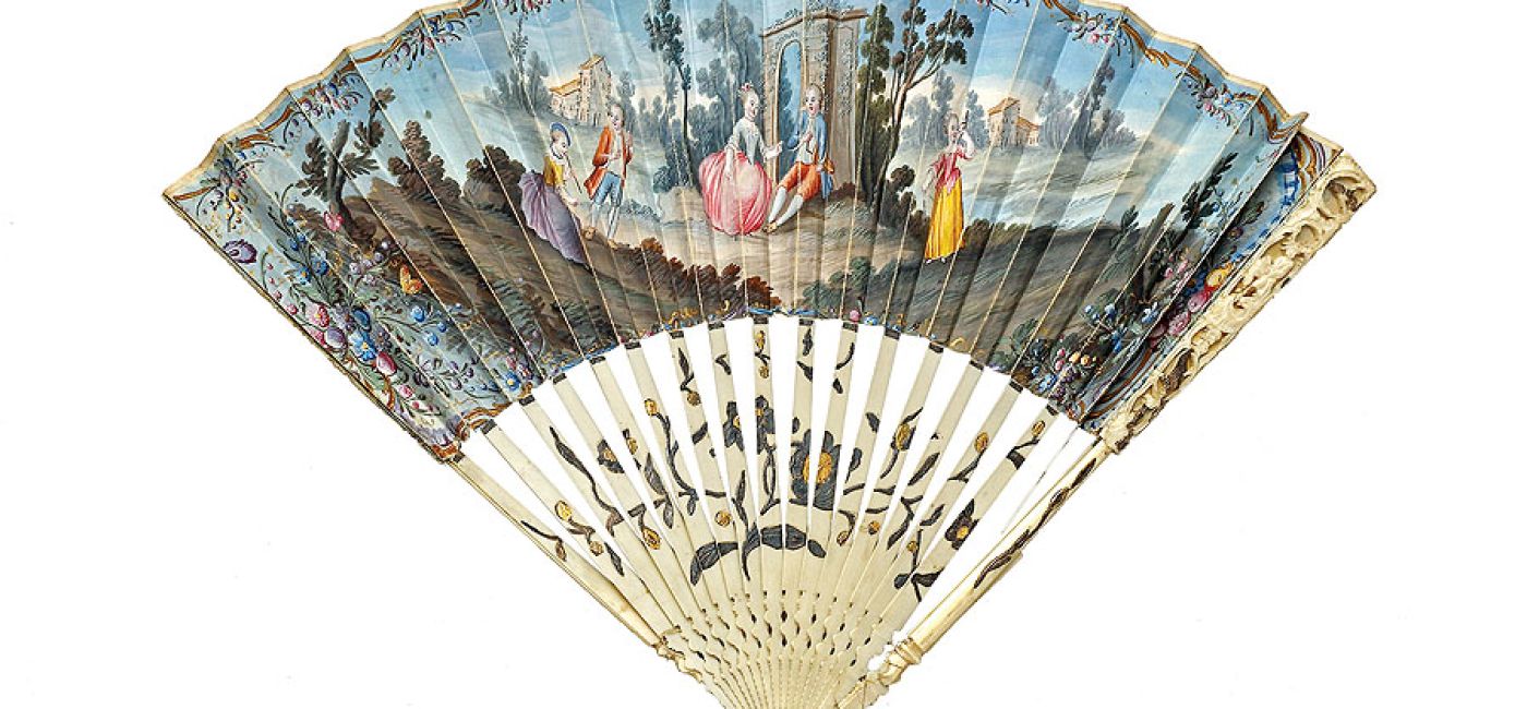 Wachlarz składany ze sceną rodzajową, pozłacana i posrebrzana kość, papier, Francja, ok. 1770 r.