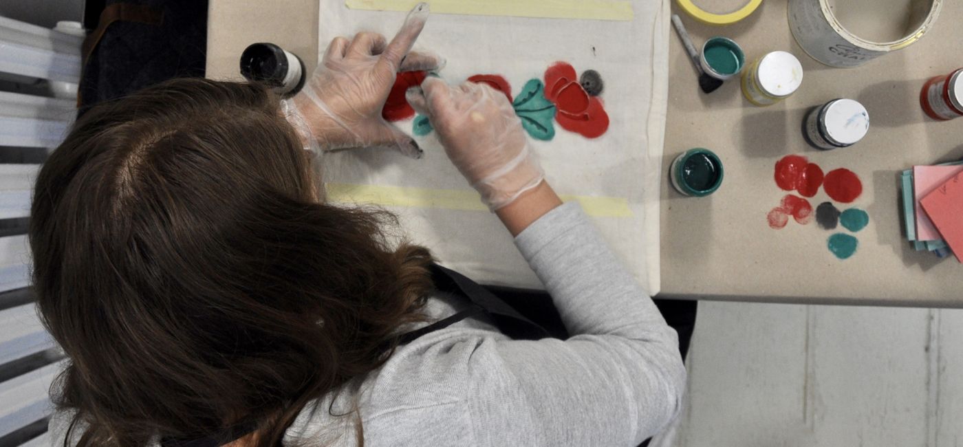 Czytelniczki Werandy na warsztatach malowania