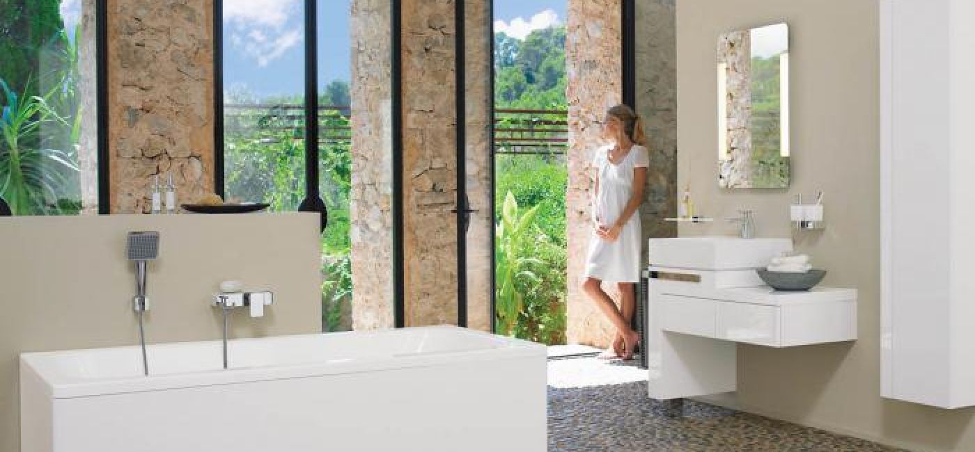 Za akrylową wannę Esprit Home Bath Concept zapłacimy 2891 zł. KLUDI
