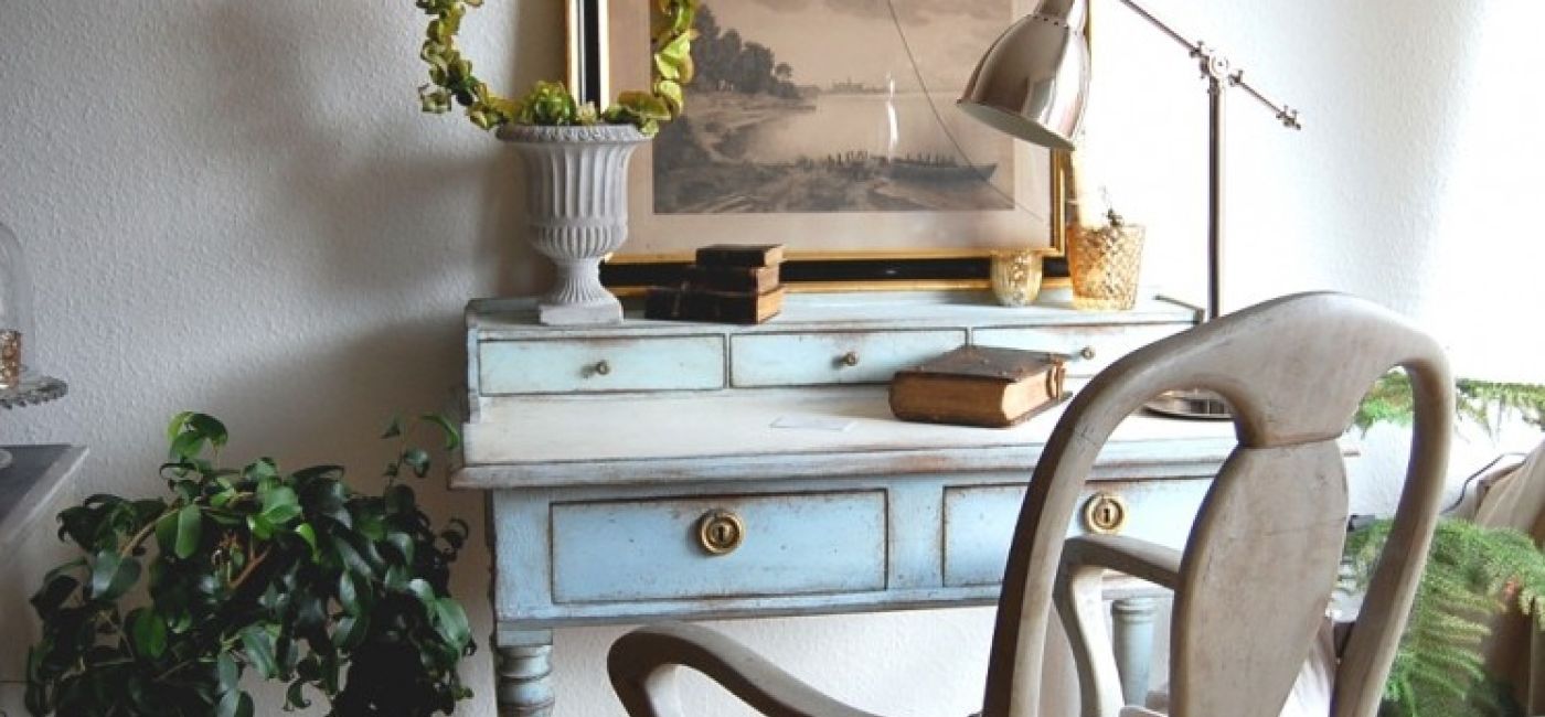 Zdjęcie: Angelo Antique. Lekkie antyki