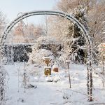 Ogród piękny zimą
