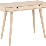 wąskie biurko z drewna dla dziecka