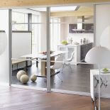 jak umeblować salon z aneksem kuchennym