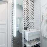 czarno białe płytki łazienkowe