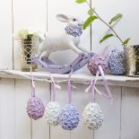 dekoracje wielkanocne do powieszenia na oknie