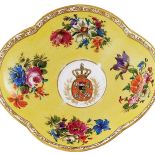 Spodek z herbem Rzeczypospolitej  i Litwy pod koroną królewską