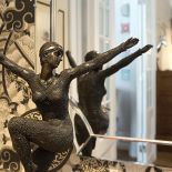 Figurka tancerki z brązu rumuńskiego artysty z lat 20. XX wieku