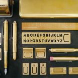 Pomysł na prezent z papieru, metalu i szkła