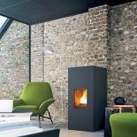 Aike , piecyk na pelet z grubej stali, pomalowany na satynową czerń, MCZ.