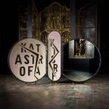 Parawan z pracą Jadwigi Sawickiej. Unikatowe parawany polskich artystów na aukcji „Spragnieni Piękna”