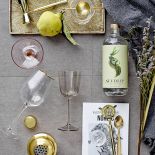 Dekoracje stołu na sylwestra – przyjęcie w pięknej oprawie