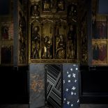 Parawan z pracą Włodzimierza Zakrzewskiego