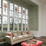 Angielska klasyka od Beaumont Fletcher: sofa Georgian i podnóżek Victorian. JANCZARSKI STUDIO