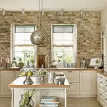 Angielska kuchnia z Galerii Wnętrz. Dom z oranżerią