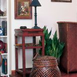 Anna zbiera starocie dla przyjemnośći swojej i rodziny.