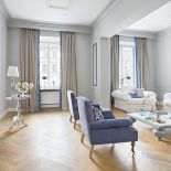 Architektka Anna Casciarri zaproponowała trzy kolory do wykończenia wnętrza: szary, biały i błękitny.