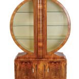 Orzechowa witryna, lata 30. XX w. Art déco – lekcja stylu