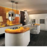 Aster Cucine to włoska manufaktura mebli kuchennych, dla której powstał ten nietypowy okap. Galeria Heban, galeria.heban.pl