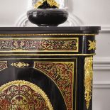 Jedwabne, koronkowe, naszywane złotem i kamieniami – pomysły na suknie przychodzą Sylwii Romaniuk w snach.