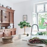 Barokowy pałac w Piszkowicach ukryty w zieleni