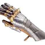 Bez takiej rękawicy rycerze nie mieli co iść w bój.