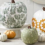 Białe dynie we wzory