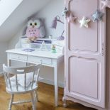 biało różowy pokój dla dziewczynki