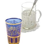 Biały koszyczek na szklankę Melhior (Kolczugino), 266 zł (na zamówienie). galinex.pl oraz kobaltowa szklanka marokańska,