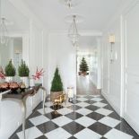 Białe mieszkanie w stylu klasycznym