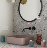 z czego może być blat do łazienki pod umywalkę