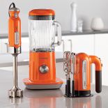 Kuchnia w stylu vintage: kolorowy sprzęt agd