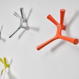 Cascando, dostępne w Square Space. Ładnie powieszone