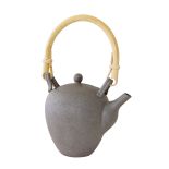 czajnik do herbaty z bambusowym uchwytem