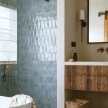 łazienka w stylu chalet