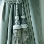 Chwosty marki Zoffany idealnie dopasowane do tkaniny, DECODORE