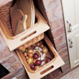 Ciekawe rozwiązanie- wiklinowe szuflady.