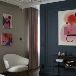 ciemne ściany w sypialni inspiracje