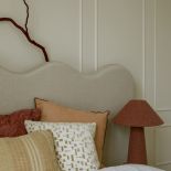 ciepłe i eleganckie wnętrza domu w konstancinie