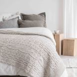 narzuta pled z warkoczem